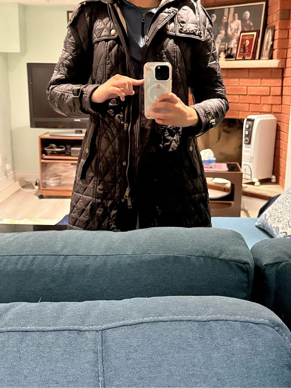 Burberry Quilted Puffer Jacket in Brown Size Small
